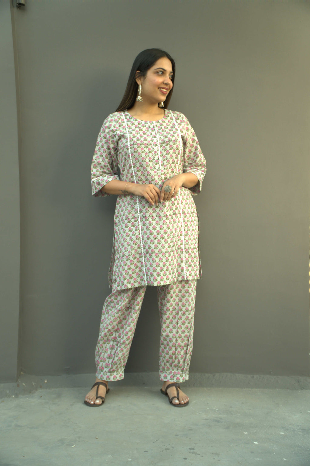 Lace Bloom Kurta Set