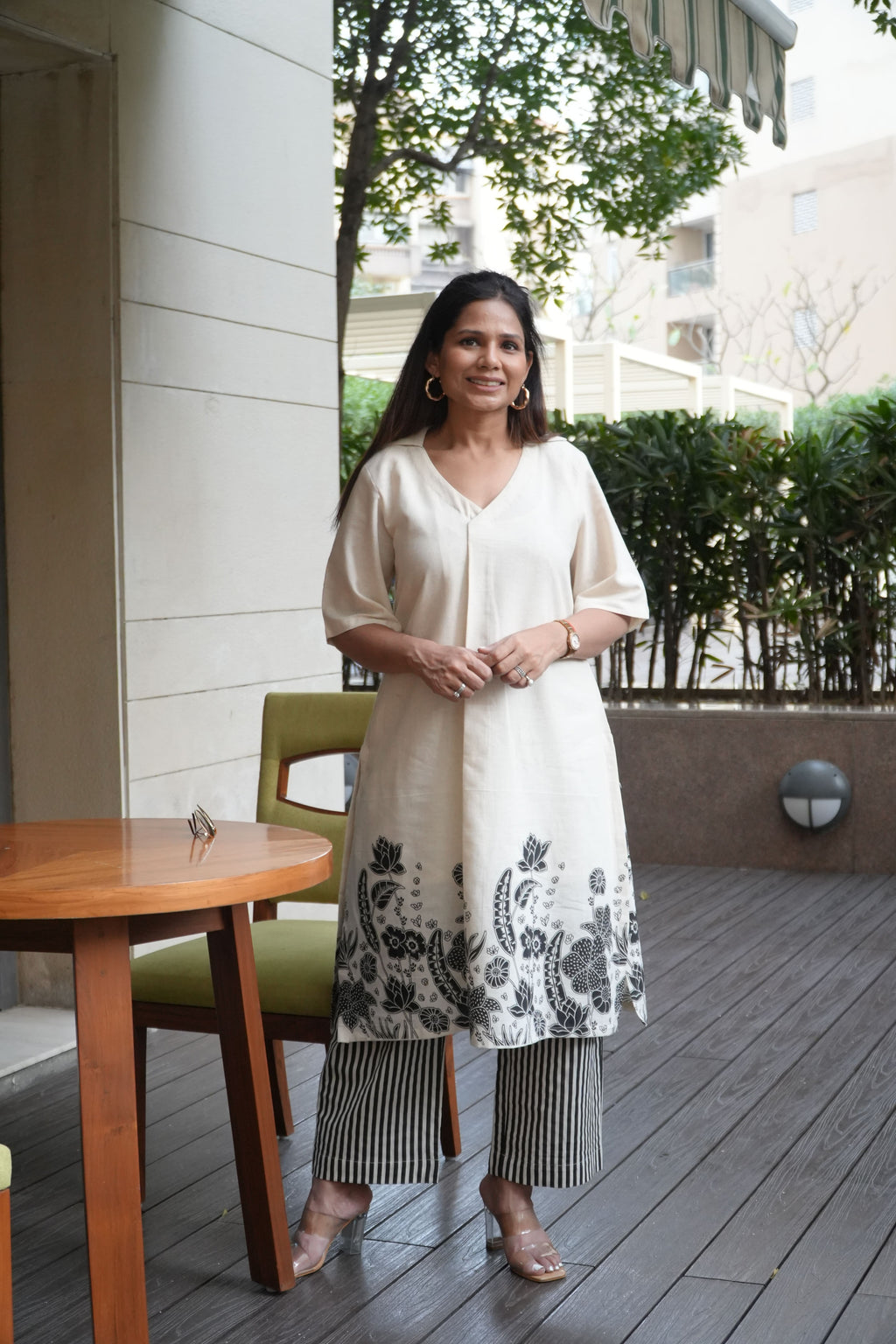 Ivory Affaire Kurta Set (Black)